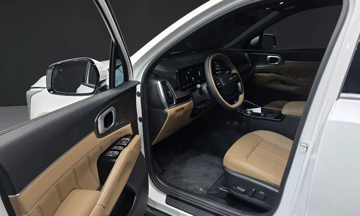 Kia Sorento — фото 6