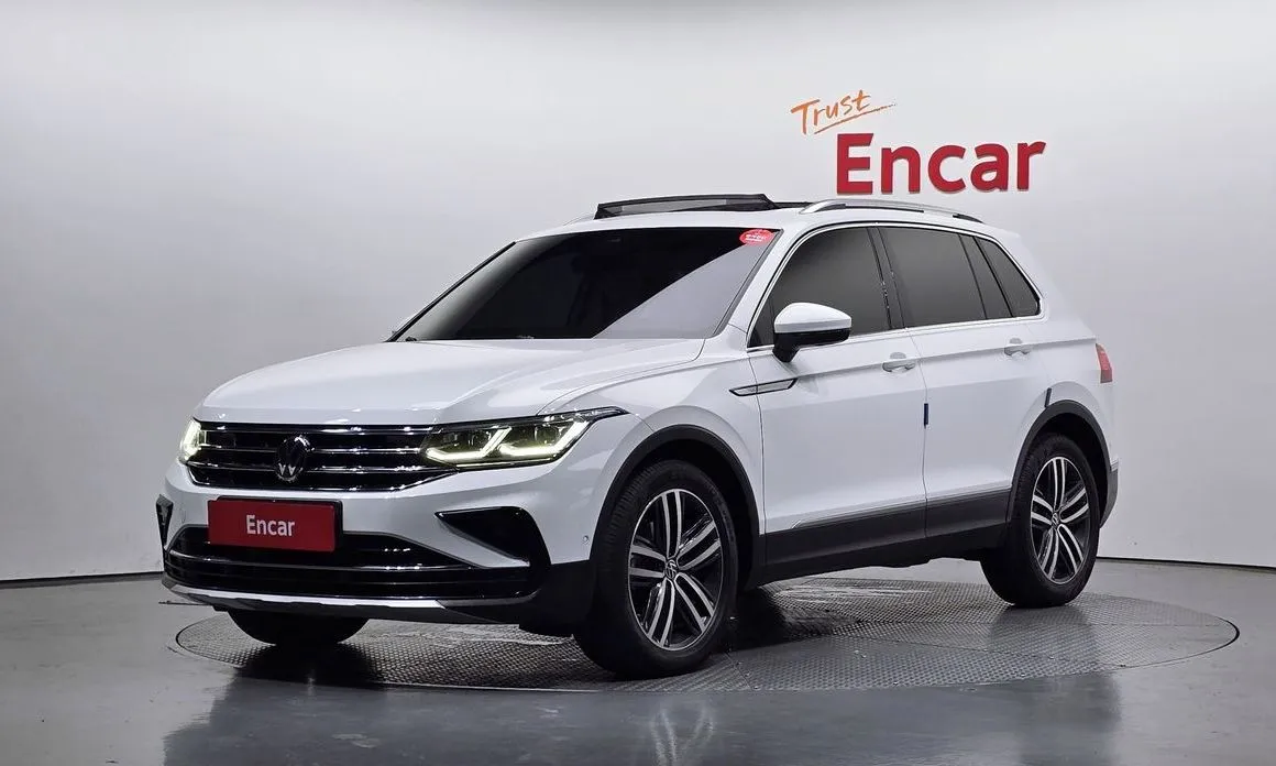 Volkswagen Tiguan — фото 1