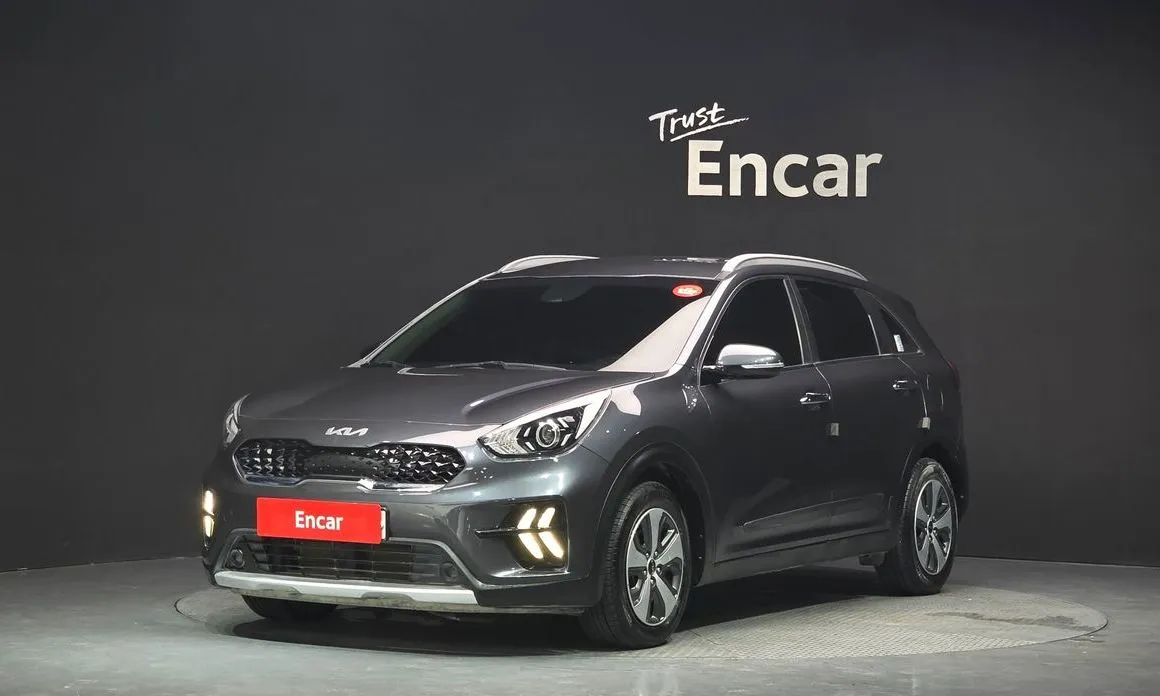 Kia Niro — фото 1