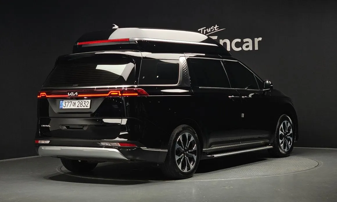 Kia Carnival — фото 4