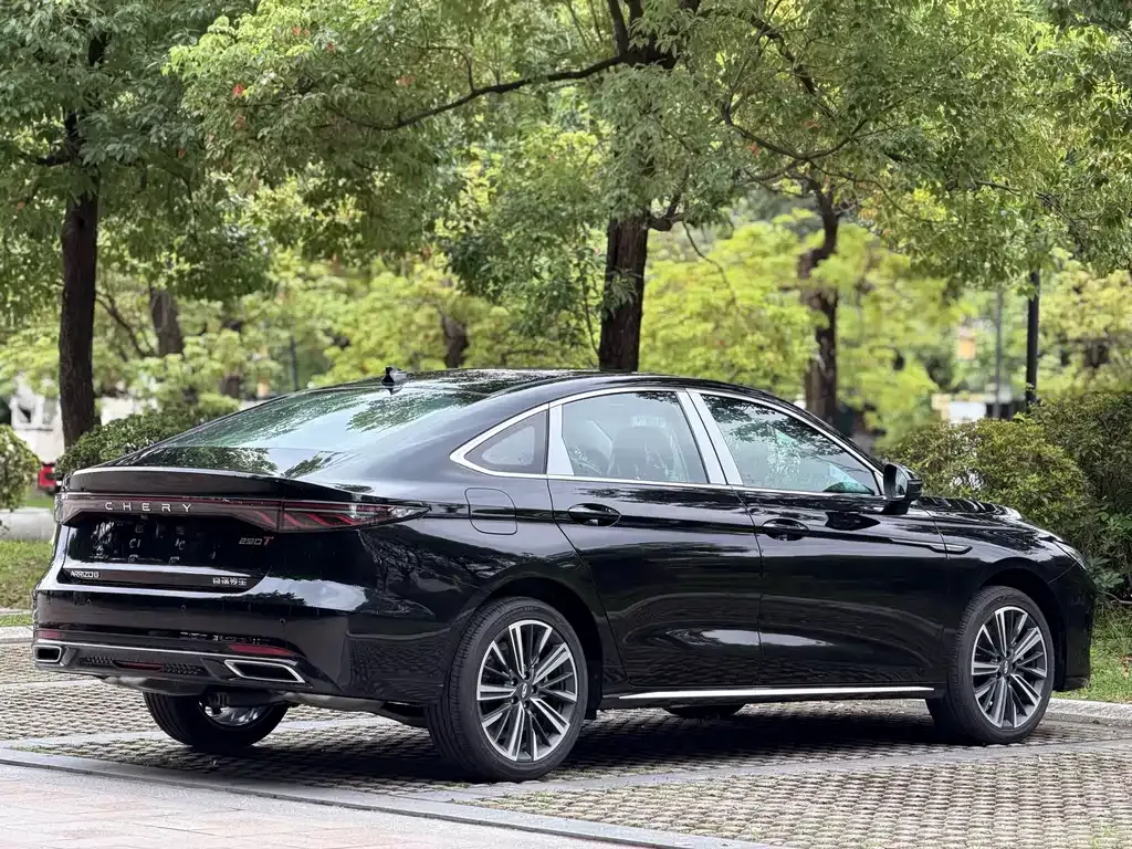 Chery Arrizo 8 PRO — фото 7