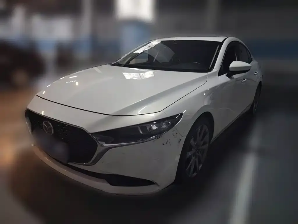 Mazda 3 Axela — фото 1