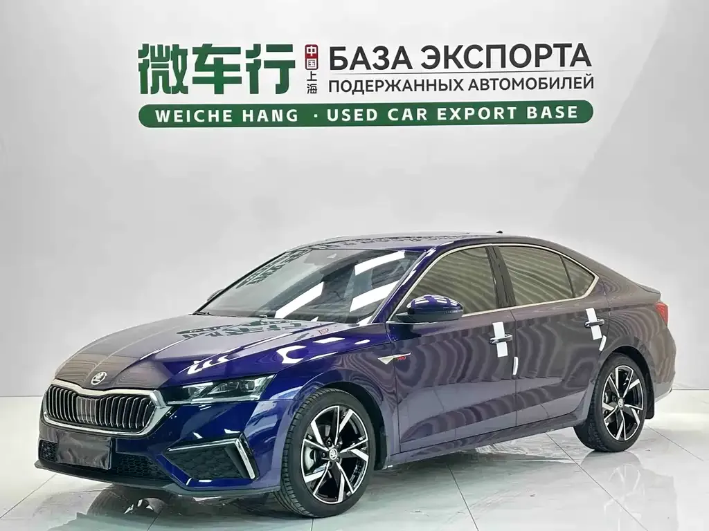 Skoda Octavia — фото 1