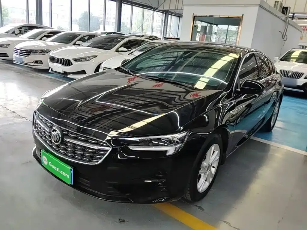 Buick Regal — фото 1