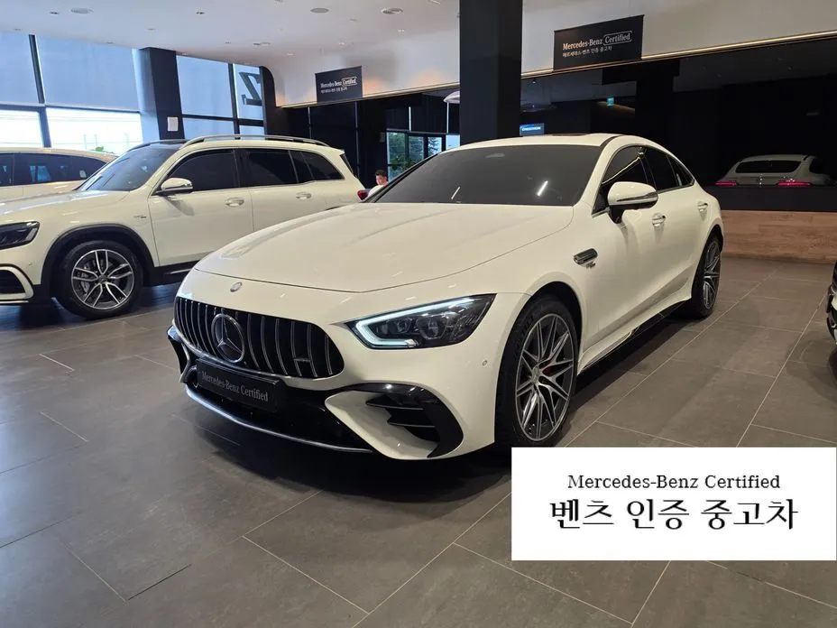 Mercedes-Benz AMG GT — фото 1