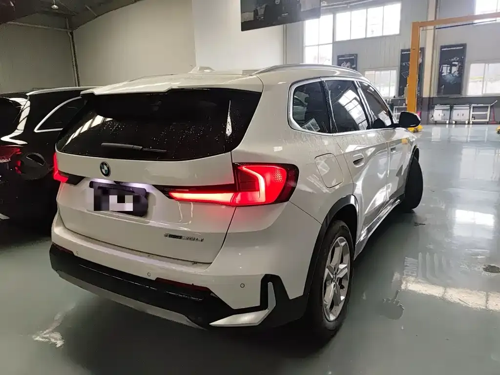 BMW X1 — фото 2