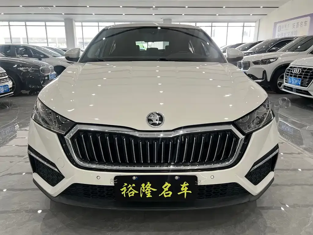 Skoda Octavia — фото 10