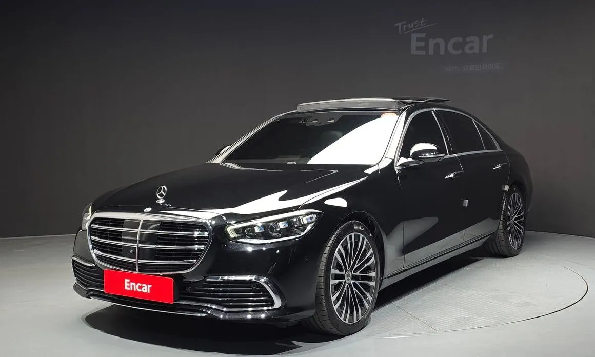 Mercedes-Benz S-Class — фото 1