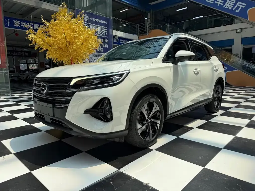 GAC Motor Trumpchi GS4 — фото 1