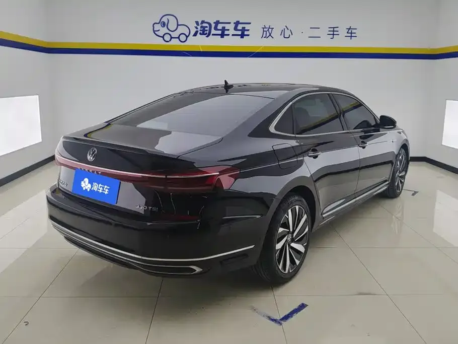 Volkswagen Passat — фото 4