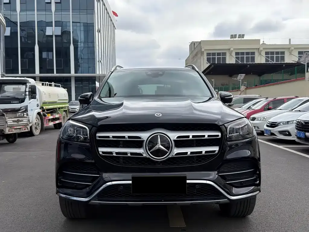 Mercedes-Benz GLS — фото 1