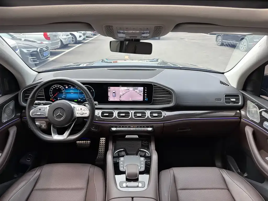 Mercedes-Benz GLS — фото 4