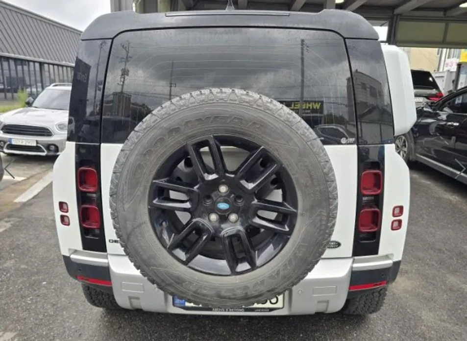 Land Rover Defender — фото 2
