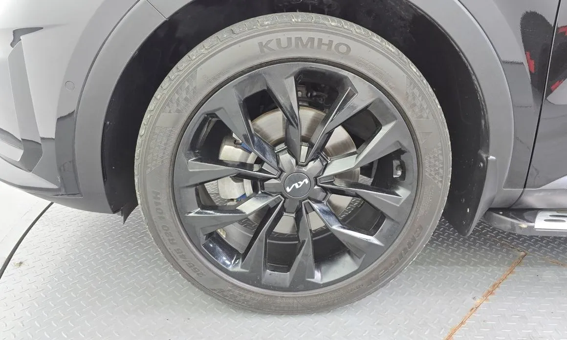 Kia Sorento — фото 9