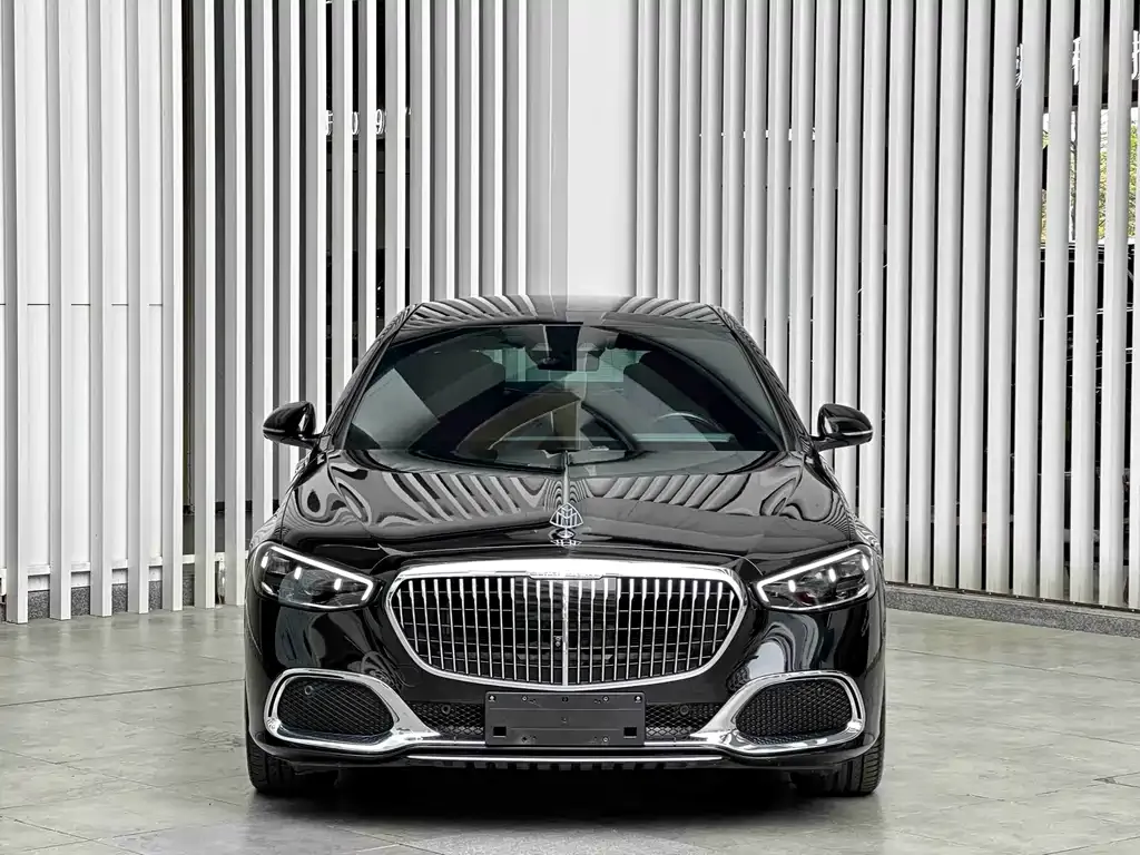 Mercedes-Benz S-Class — фото 1