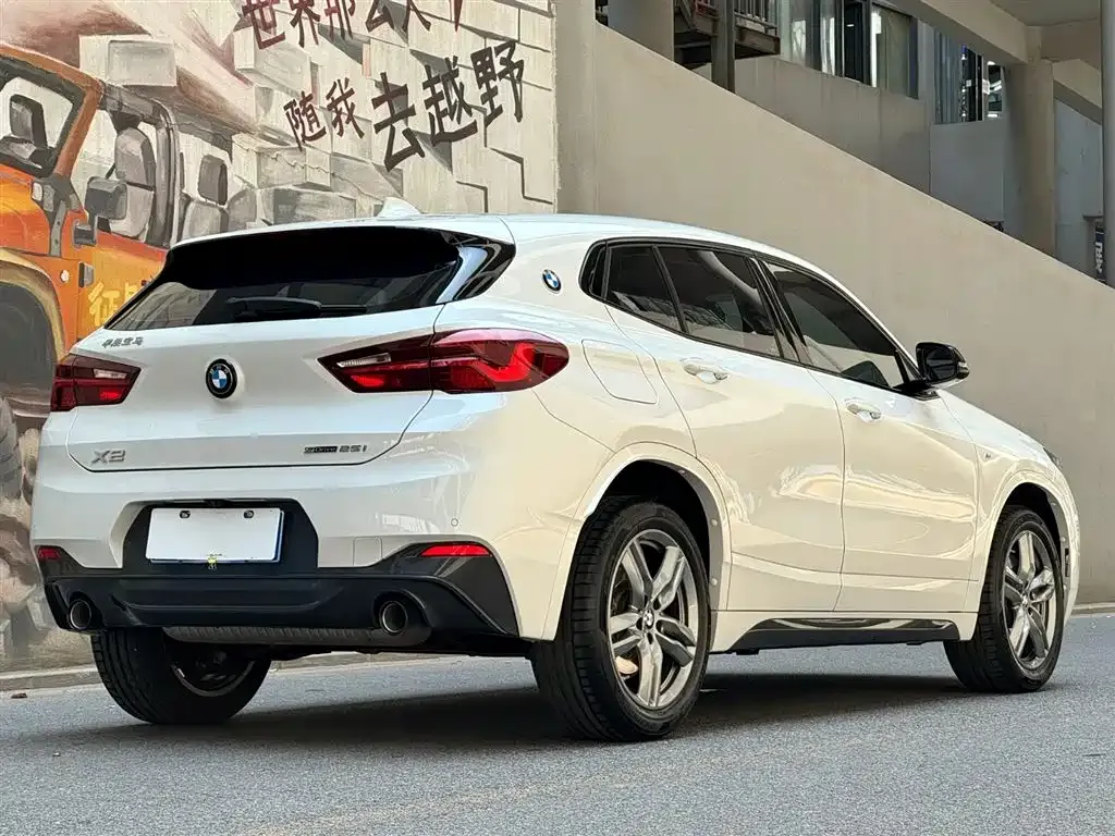 BMW X2 — фото 9