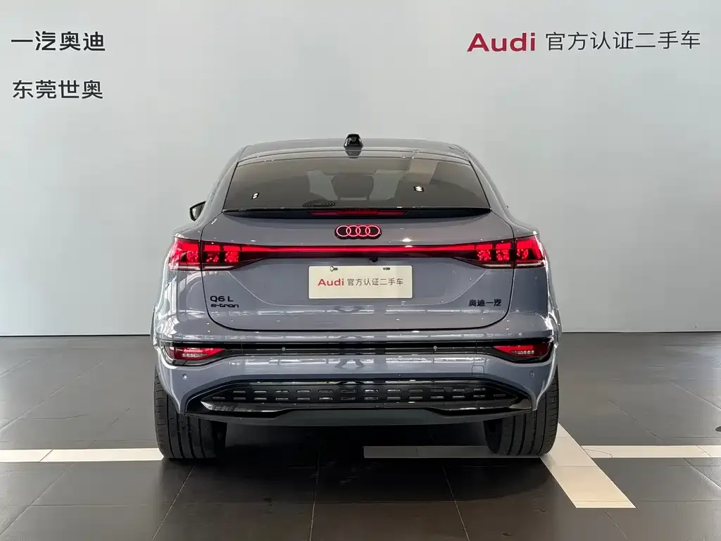 Audi Q6L Sportback e-tron — фото 3