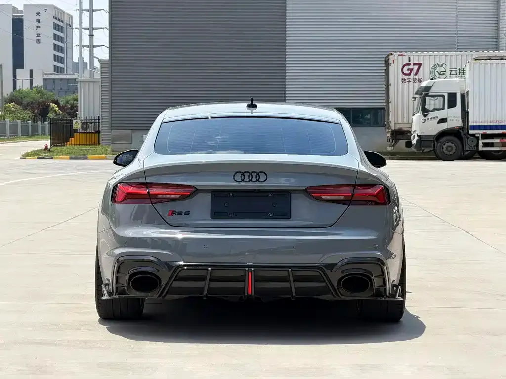 Audi RS 5 — фото 5