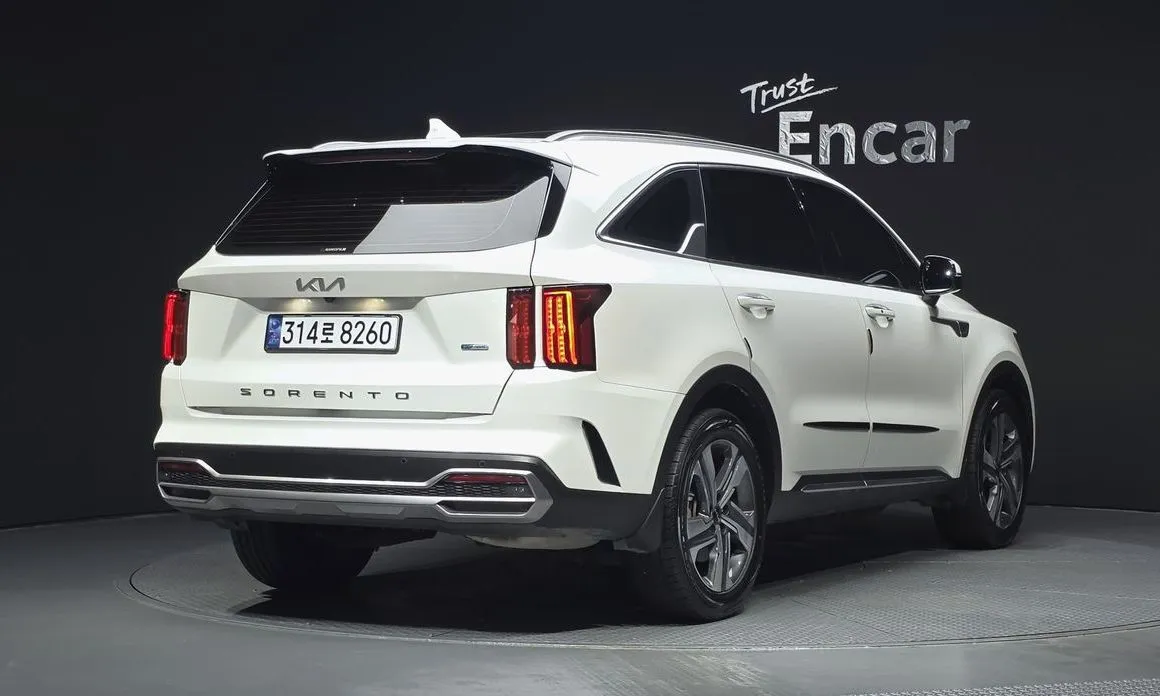 Kia Sorento — фото 10