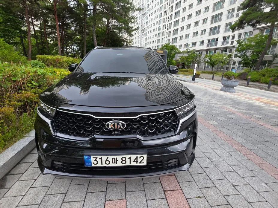 Kia Sorento — фото 1