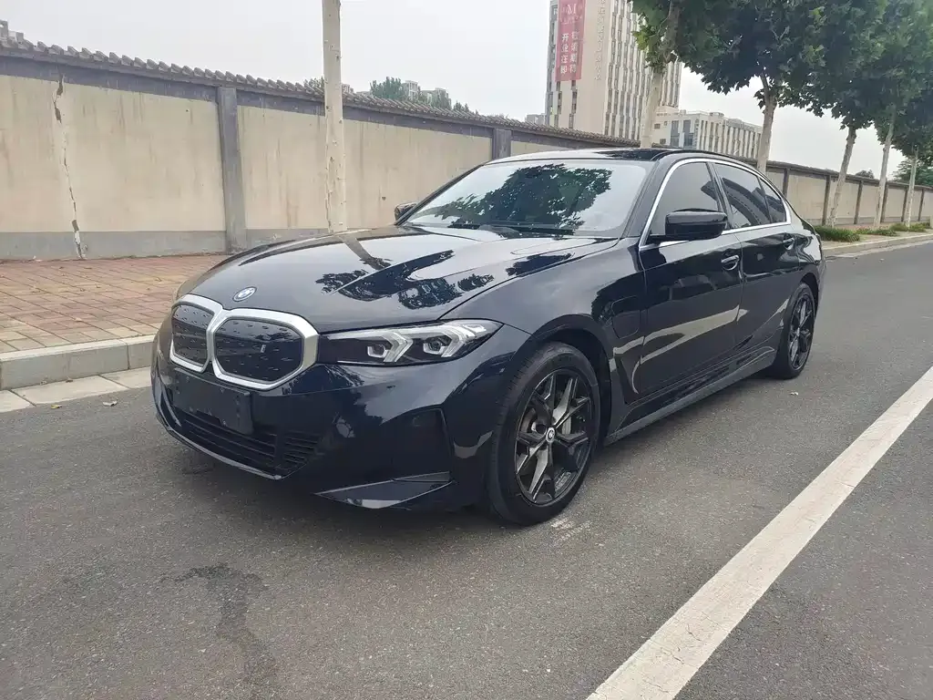 BMW i3 — фото 1