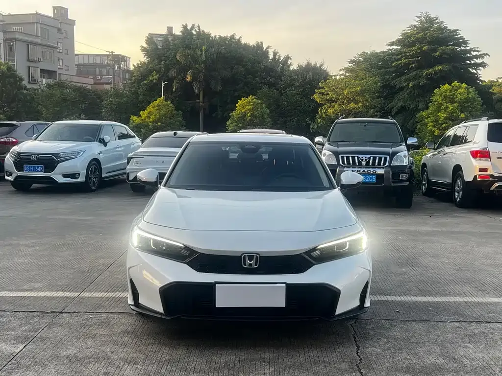 Honda Civic — фото 9