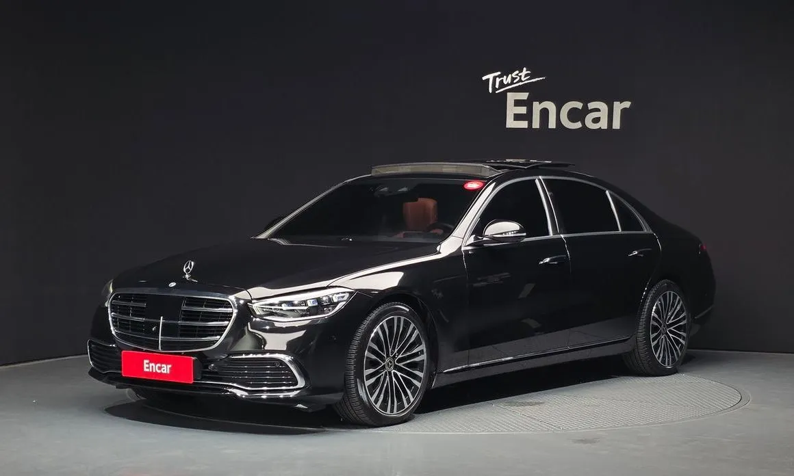 Mercedes-Benz S-Class — фото 1