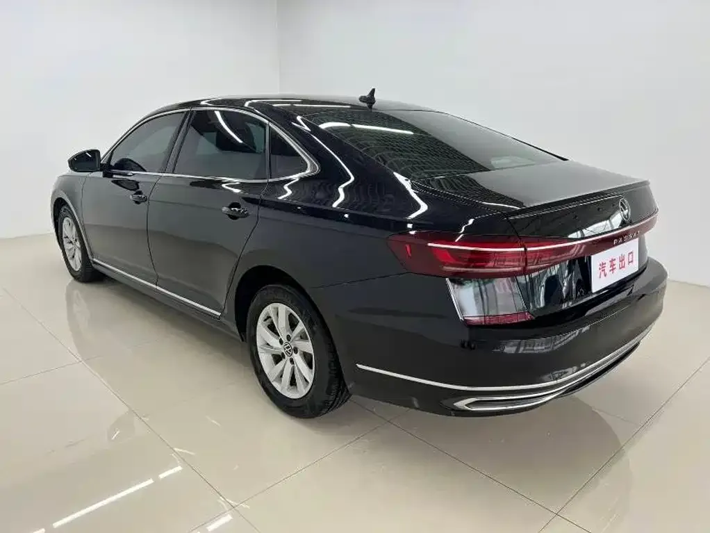 Volkswagen Passat — фото 8