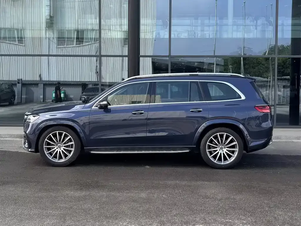 Mercedes-Benz GLS — фото 10