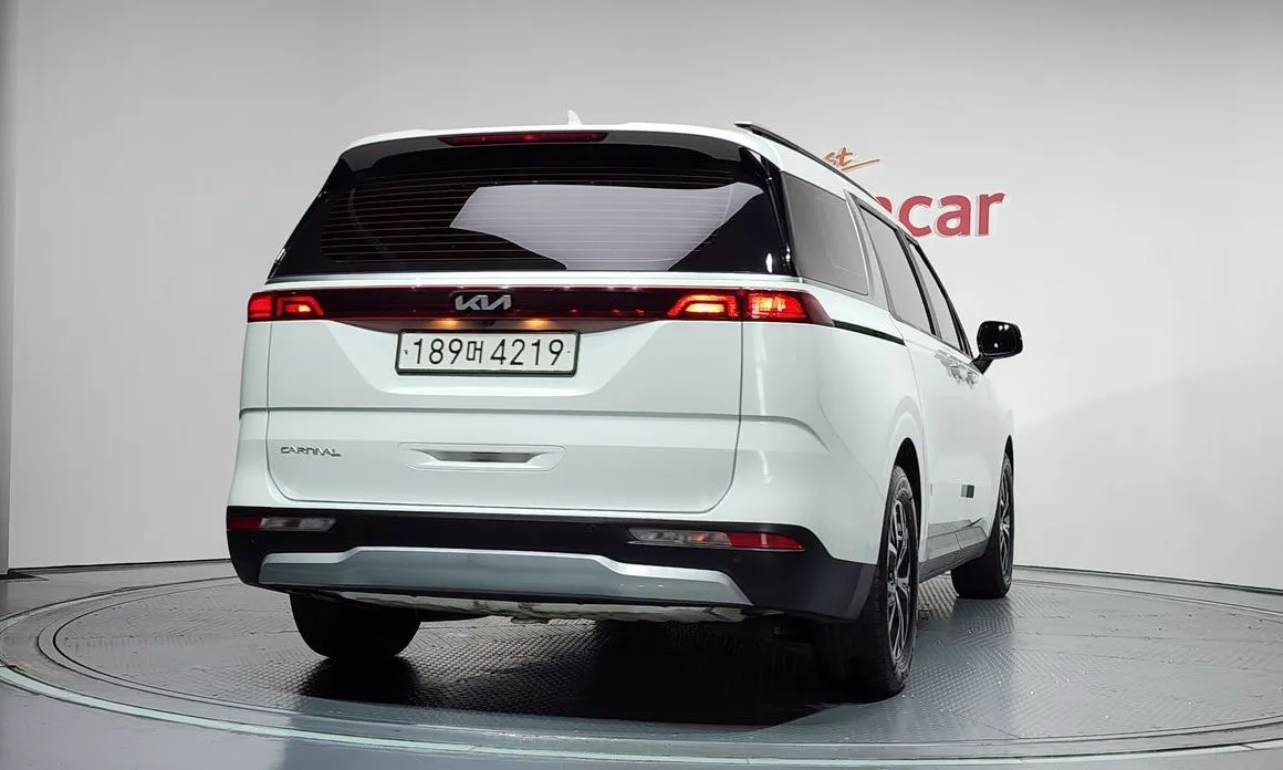 Kia Carnival — фото 2