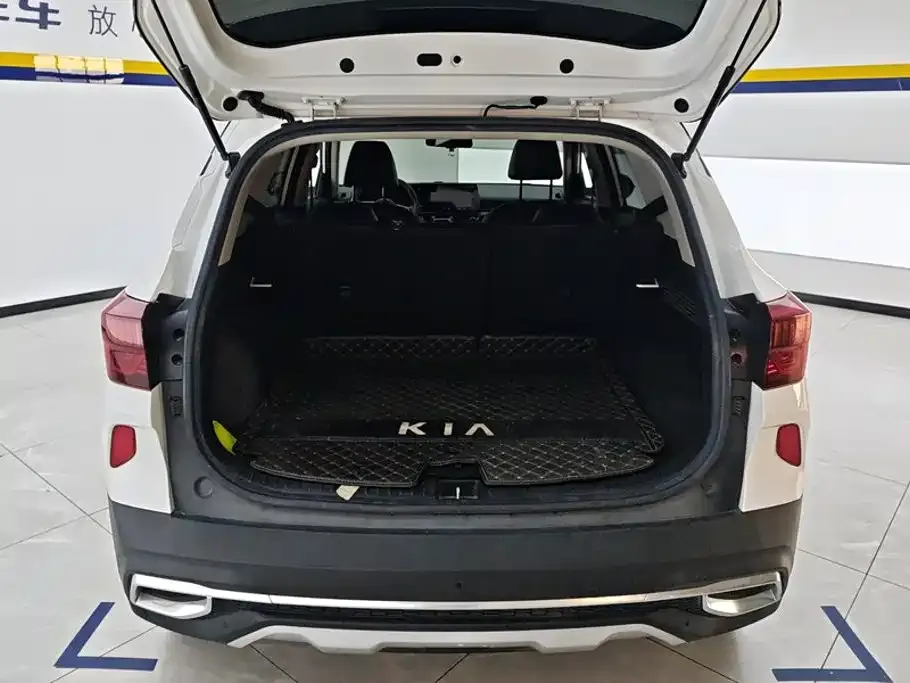 Kia KX3 — фото 3