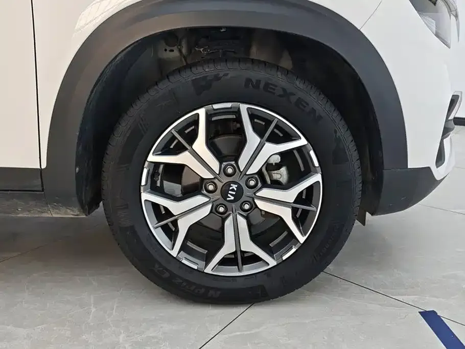 Kia KX3 — фото 8