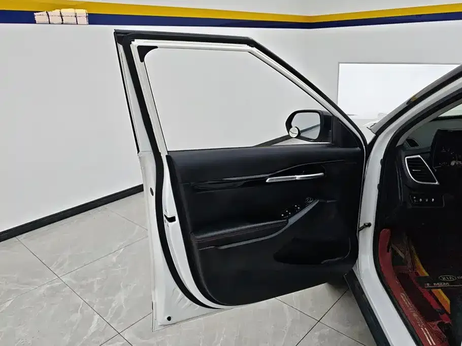 Kia KX3 — фото 4
