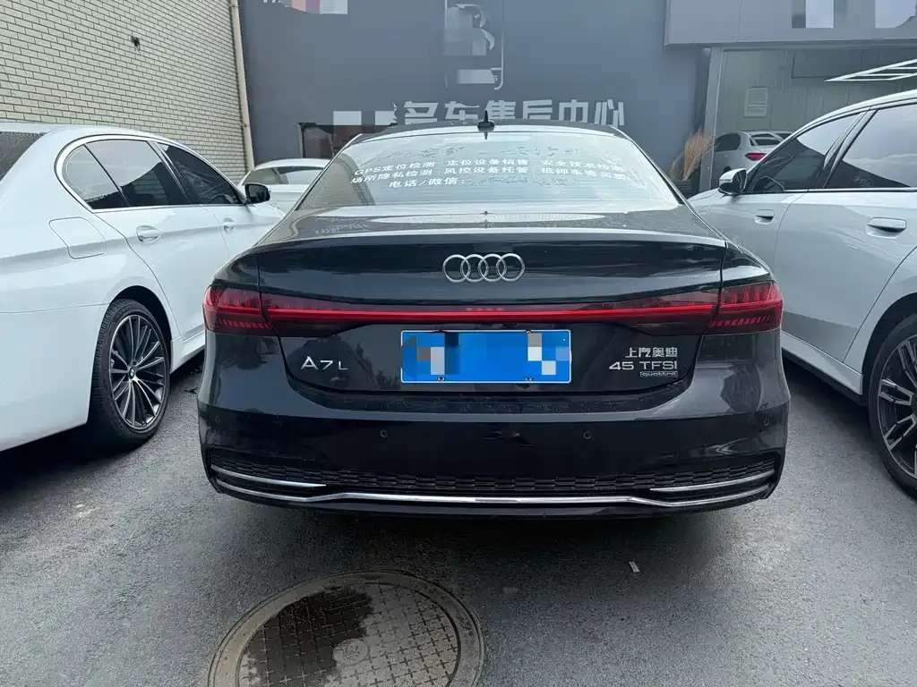 Audi A7L — фото 6