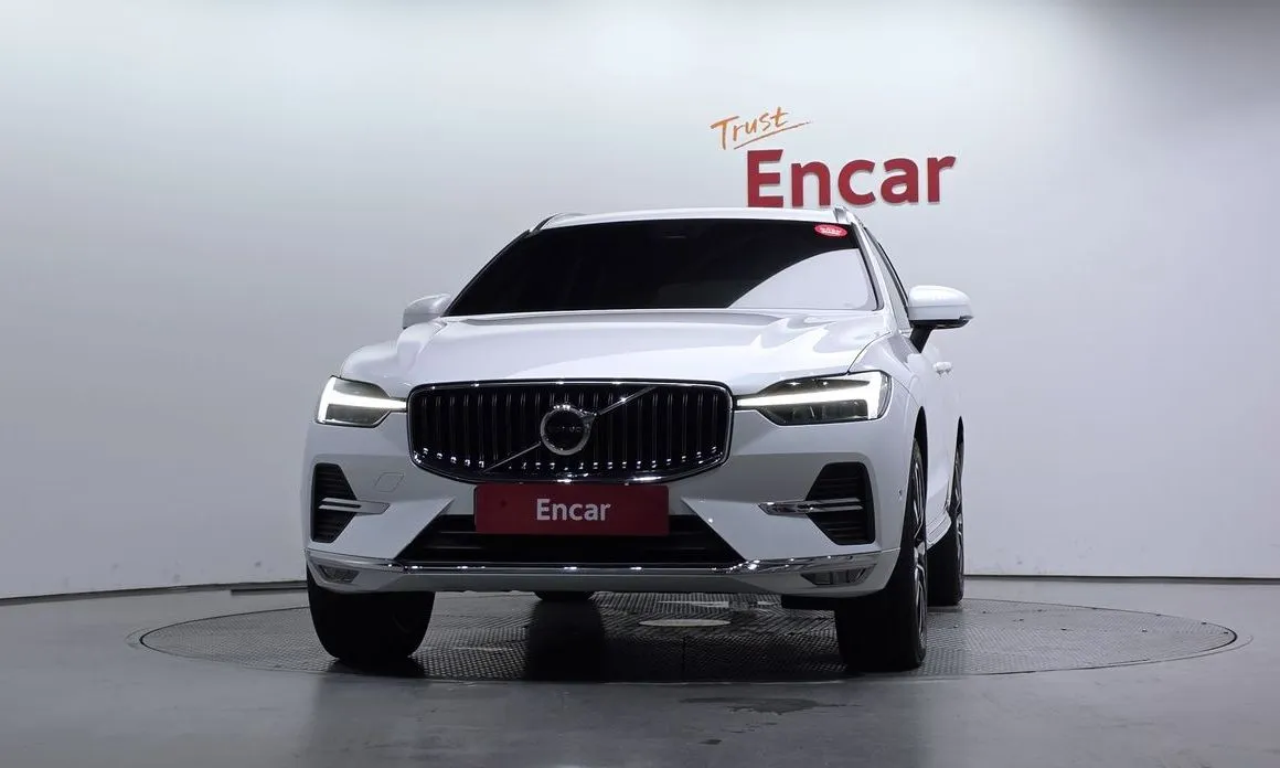 Volvo XC60 — фото 2