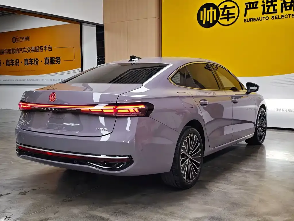 Volkswagen Passat — фото 7