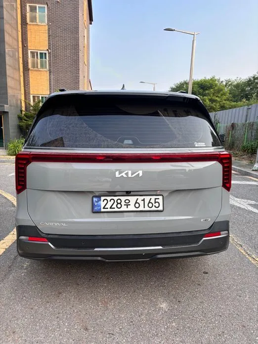 Kia Carnival — фото 2