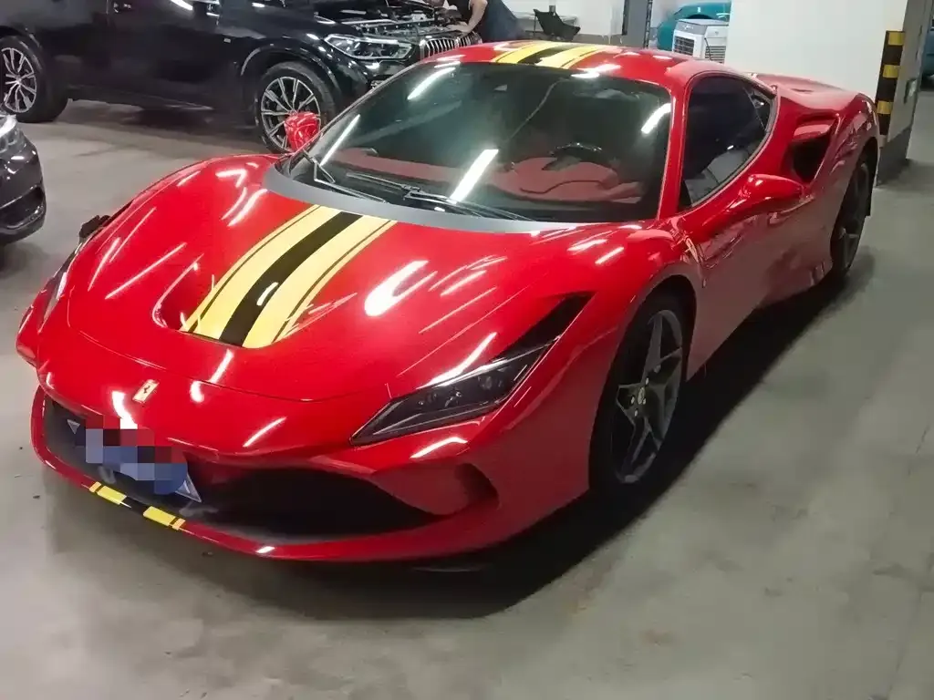 Ferrari F8 — фото 1
