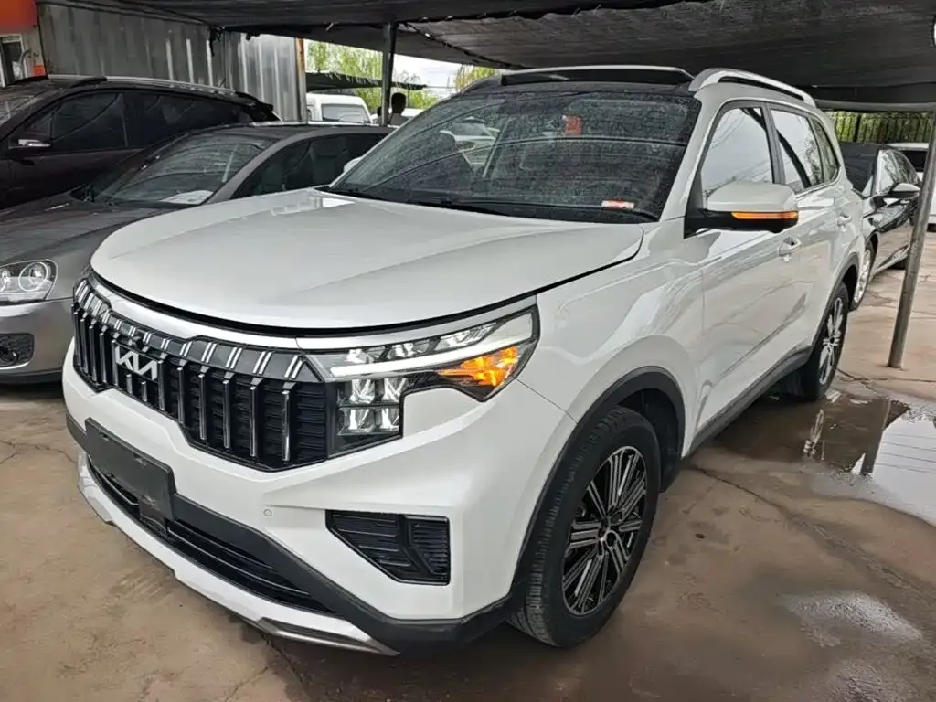 Kia Sportage — фото 1