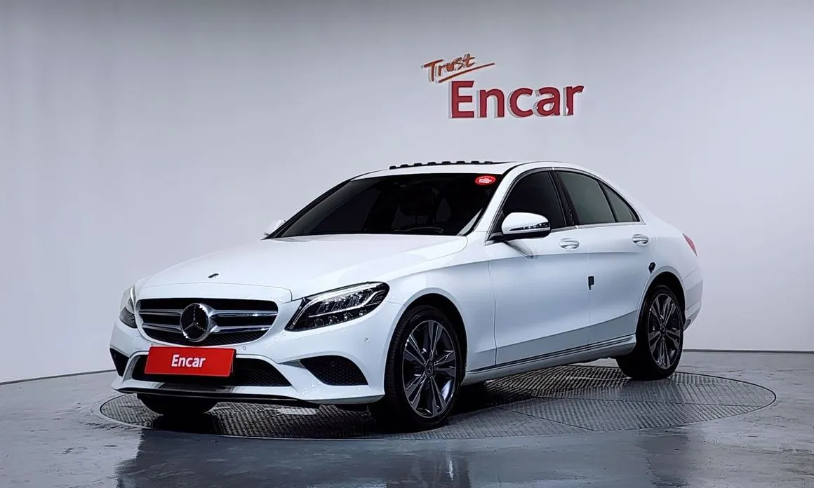 Mercedes-Benz C-Class — фото 1