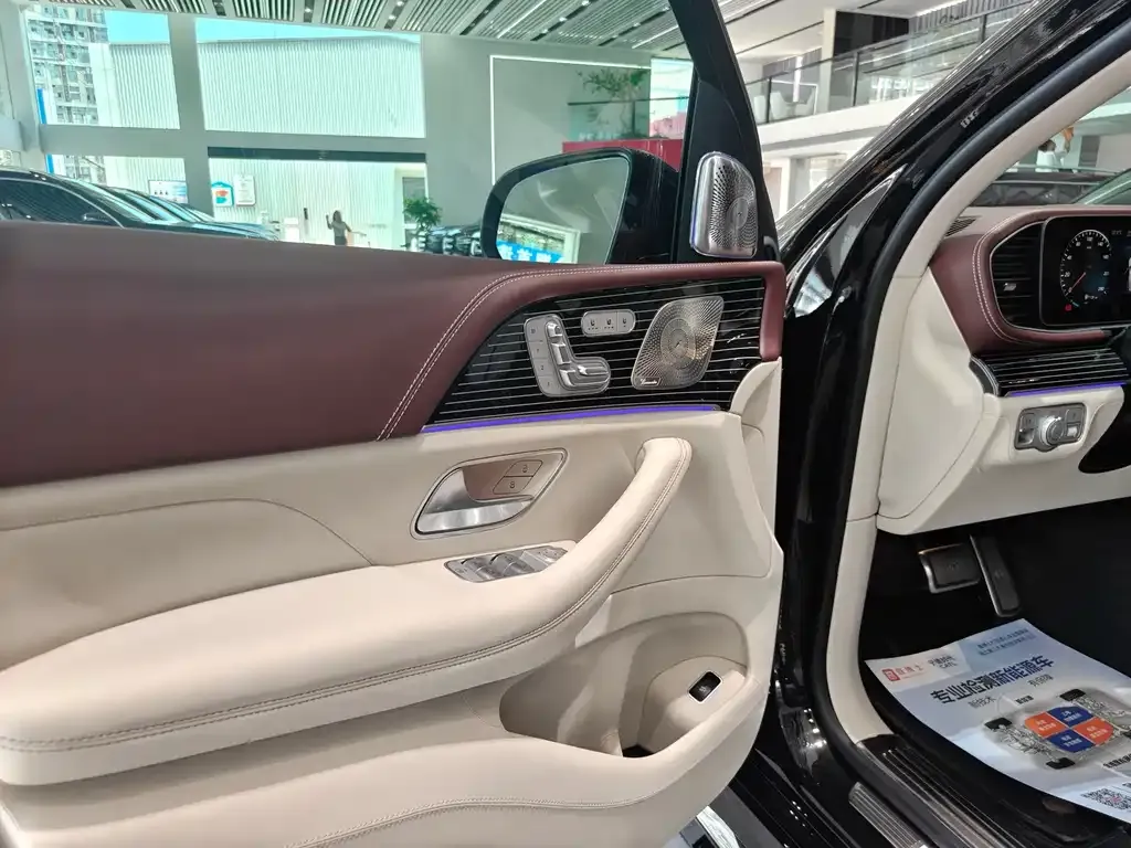 Mercedes-Benz GLS — фото 2