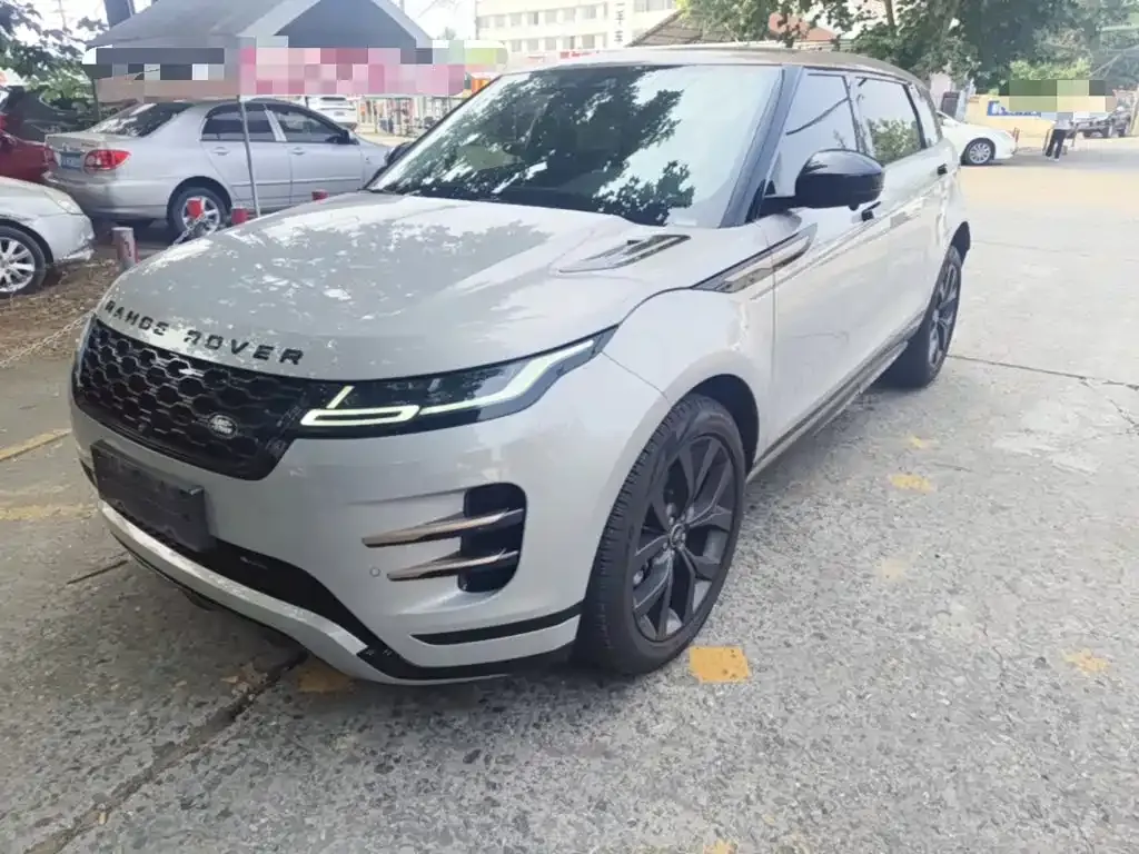 Land Rover Evoque — фото 1