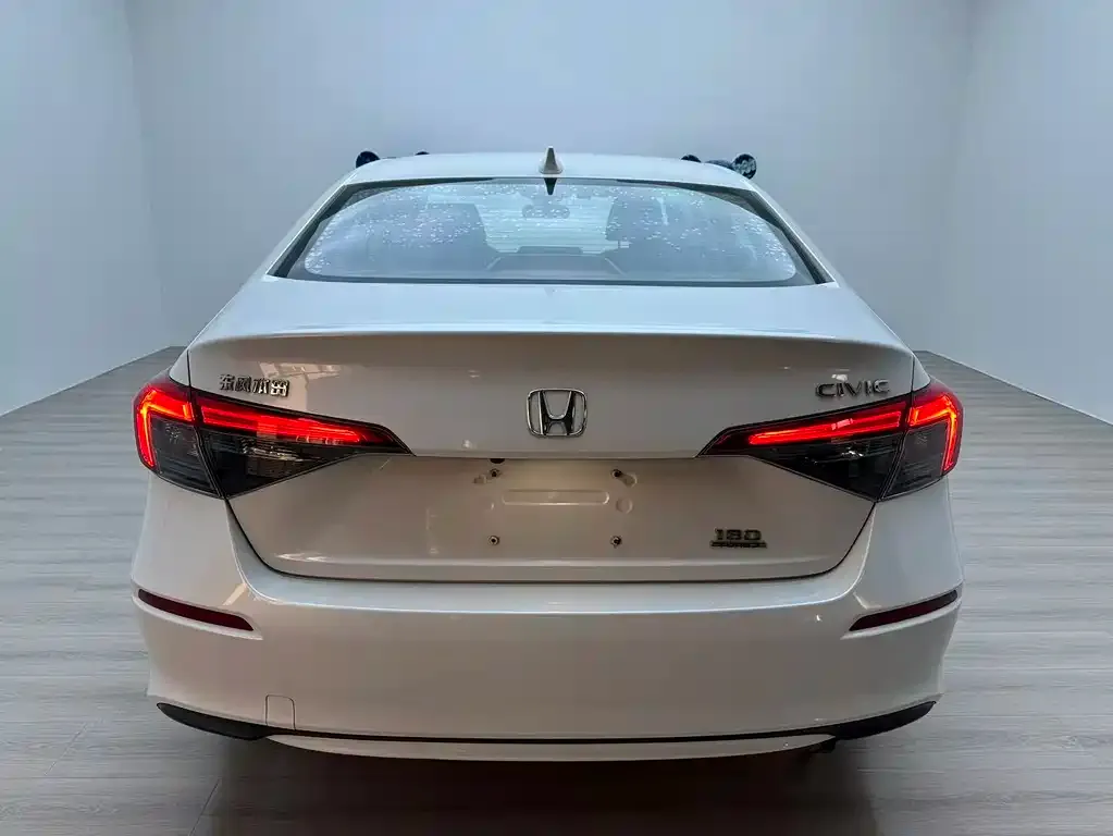 Honda Civic — фото 5