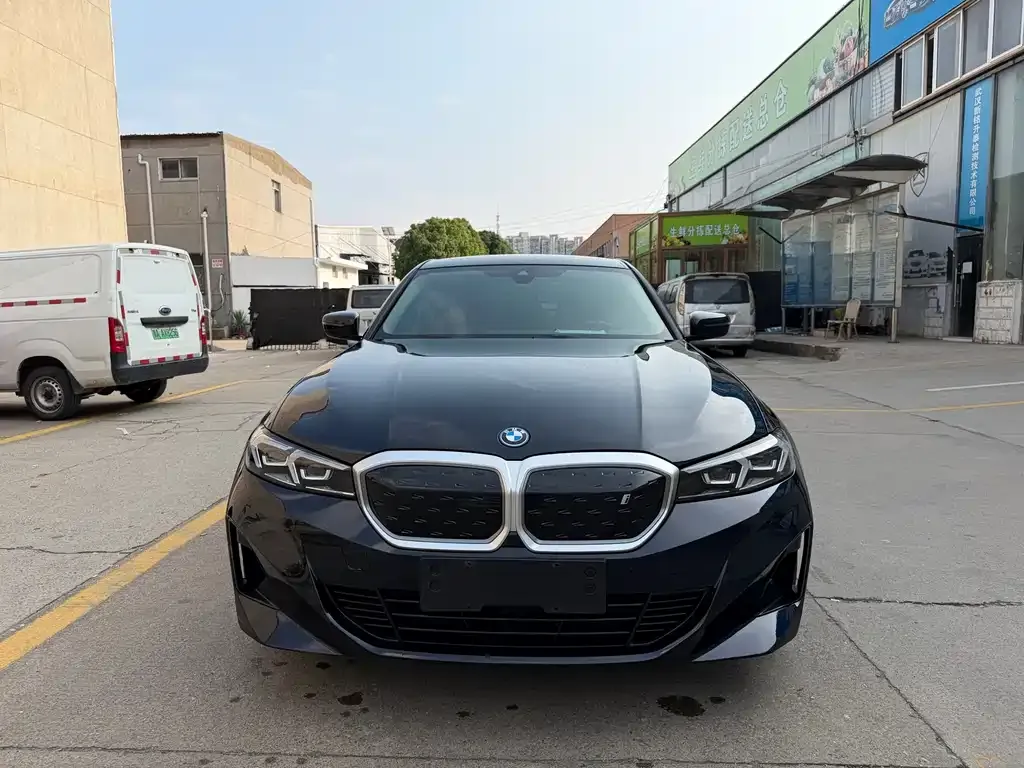 BMW i3 — фото 8