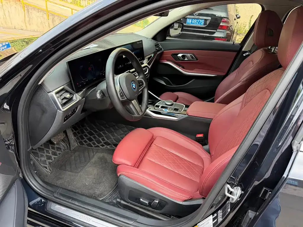 BMW i3 — фото 10