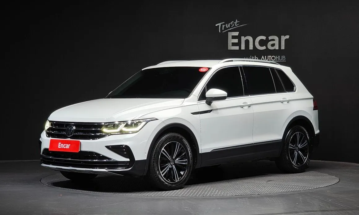 Volkswagen Tiguan — фото 1