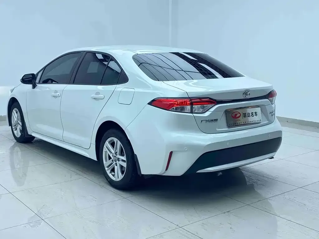 Toyota Levin — фото 10