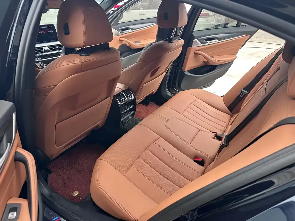 BMW 5 Series (Import) — фото 3
