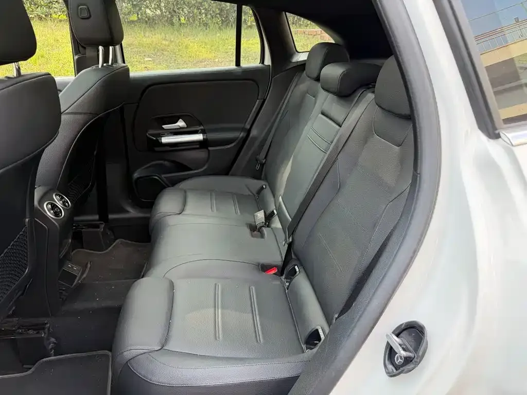 Mercedes-Benz GLA — фото 10