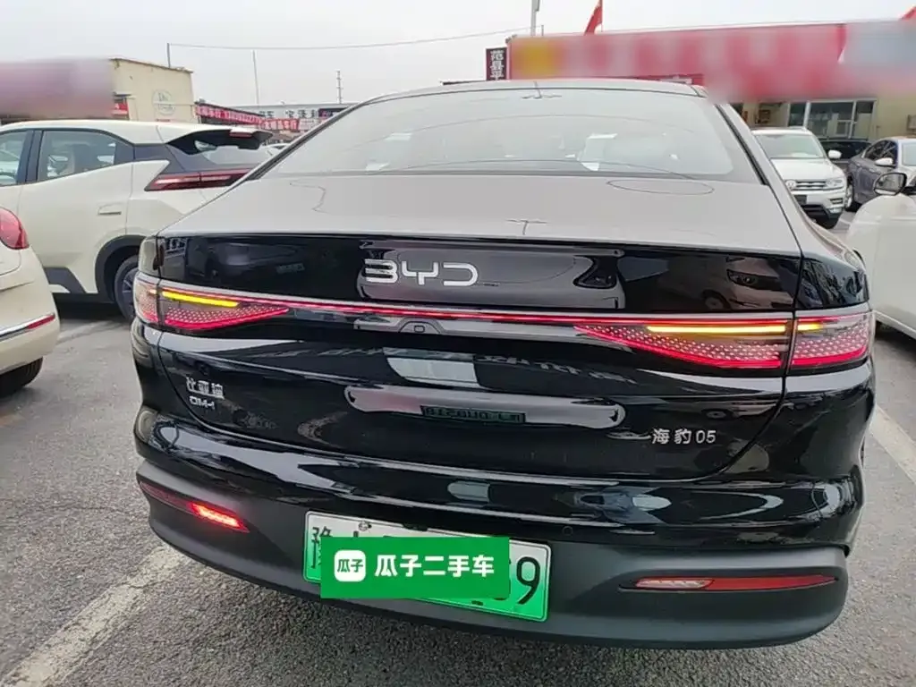 BYD Seal 05 DM-i — фото 10